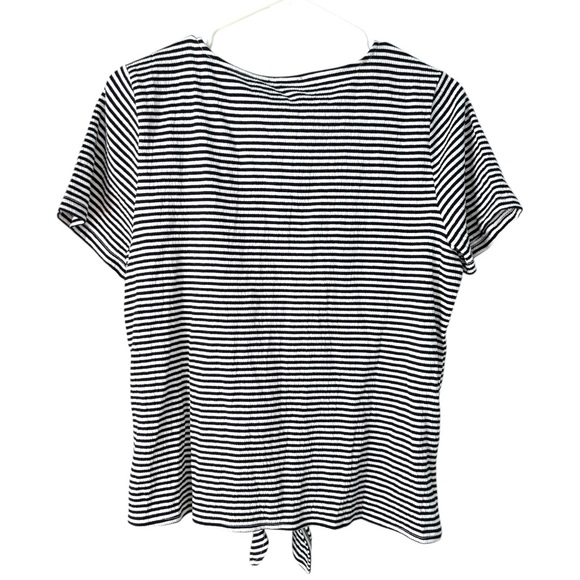 Talbots Textured Tie Front Short Sleeve Striped Shirt Size M - Picture 3 of 5